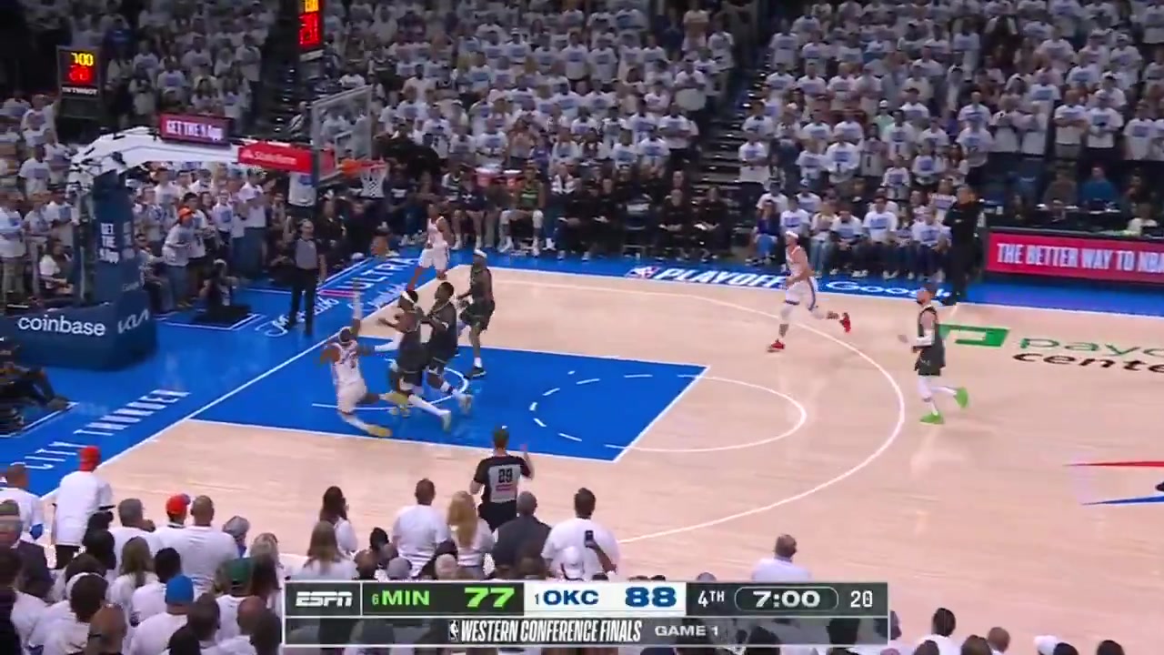 亚历山大“要犯MVP”争议背后：被简化的天才与被误读的篮球智慧